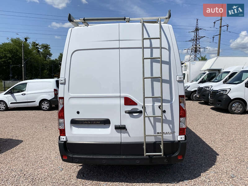 Вантажний фургон Renault Master 2021 в Рівному