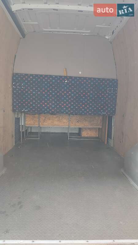 Вантажопасажирський фургон Renault Master 2012 в Дніпрі