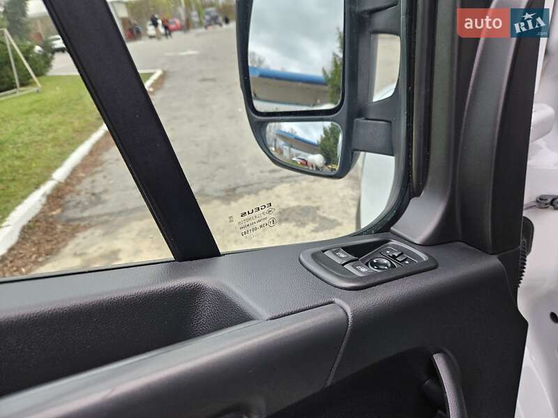 Мікроавтобус вантажний (до 3,5т) Renault Master 2021 в Бердичеві