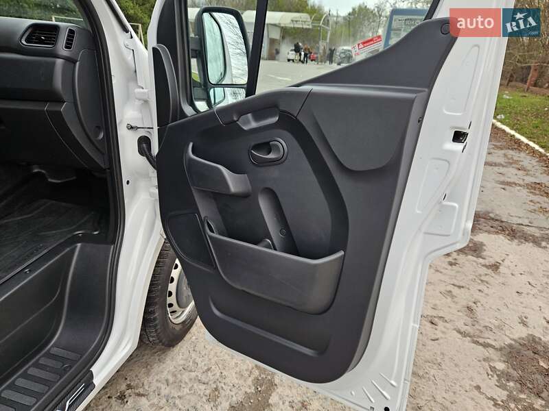 Мікроавтобус вантажний (до 3,5т) Renault Master 2021 в Бердичеві