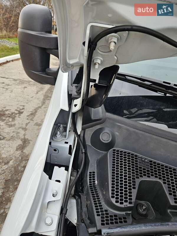 Мікроавтобус вантажний (до 3,5т) Renault Master 2021 в Бердичеві