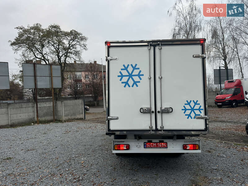 Другие грузовики Renault Master 2016 в Ровно