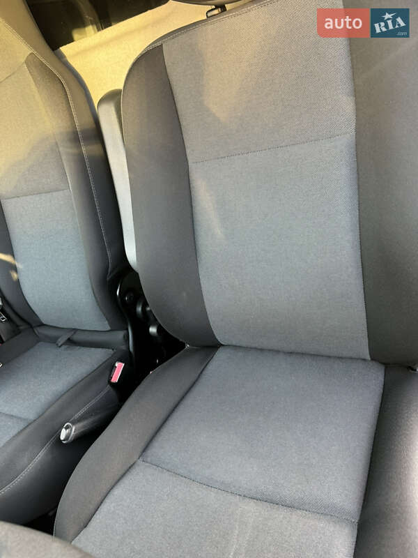 Грузовой фургон Renault Master 2020 в Луцке фото 21 Грузовой фургон Renault Master 2020 в Луцке