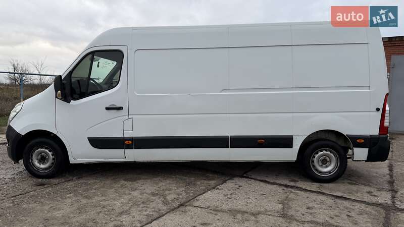 Грузовой фургон Renault Master 2015 в Червоному Донце