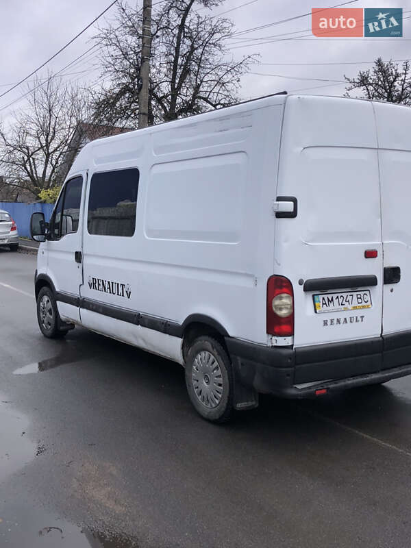 Вантажний фургон Renault Master 2004 в Житомирі