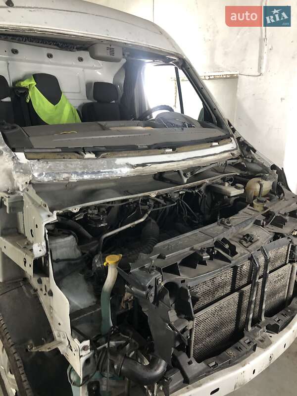 Микроавтобус Renault Master 2013 в Киеве фото 2 Микроавтобус Renault Master 2013 в Киеве