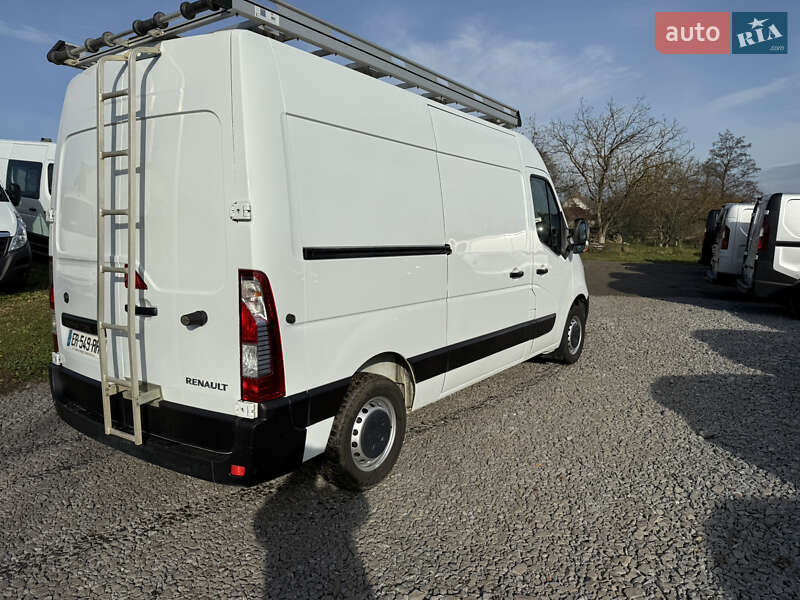 Грузовой фургон Renault Master 2017 в Дубно
