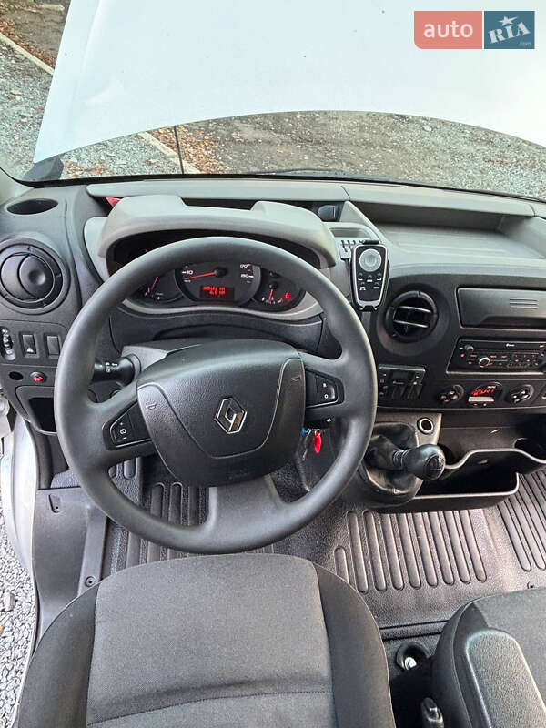 Вантажний фургон Renault Master 2014 в Рівному фото 11 Вантажний фургон Renault Master 2014 в Рівному