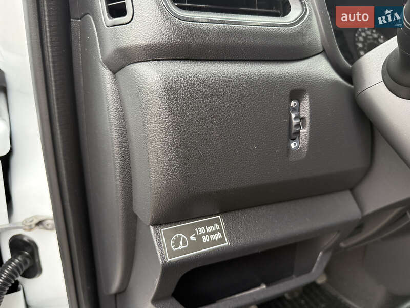 Грузовой фургон Renault Master 2023 в Дубно