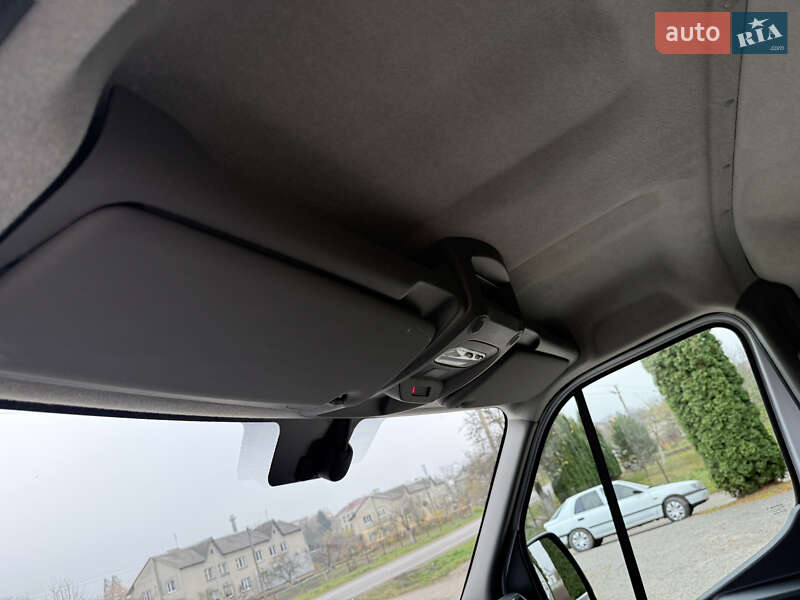 Грузовой фургон Renault Master 2023 в Дубно