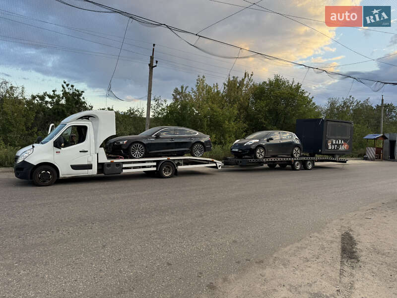 Автовоз Renault Master 2016 в Киеве фото Автовоз Renault Master 2016 в Киеве