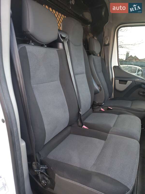 Грузовой фургон Renault Master 2016 в Харькове