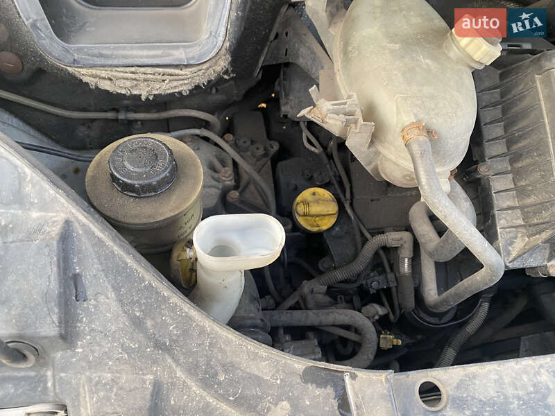 Інші вантажівки Renault Master 2005 в Обухові