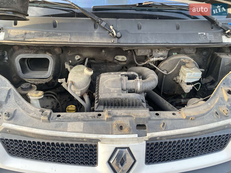 Інші вантажівки Renault Master 2005 в Обухові