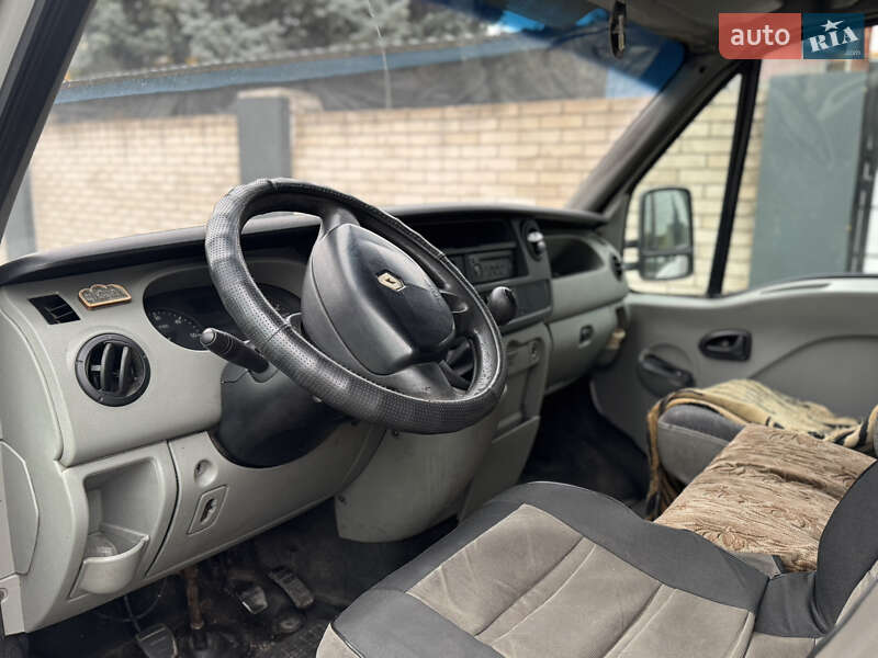 Другие грузовики Renault Master 2004 в Запорожье фото 4 Другие грузовики Renault Master 2004 в Запорожье