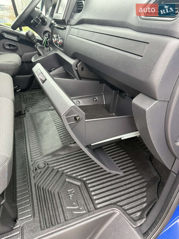 Вантажний фургон Renault Master 2023 в Києві