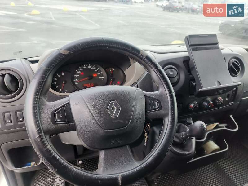 Вантажний фургон Renault Master 2016 в Києві