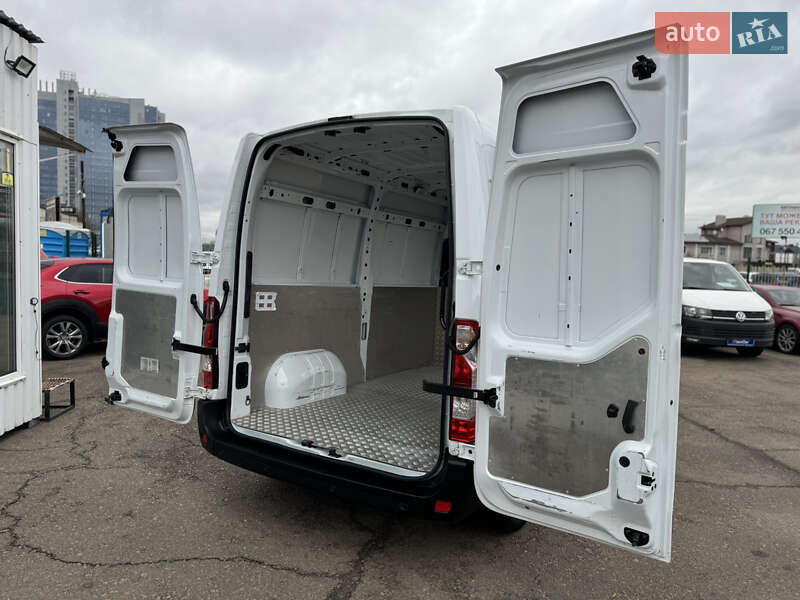Грузовой фургон Renault Master 2021 в Киеве