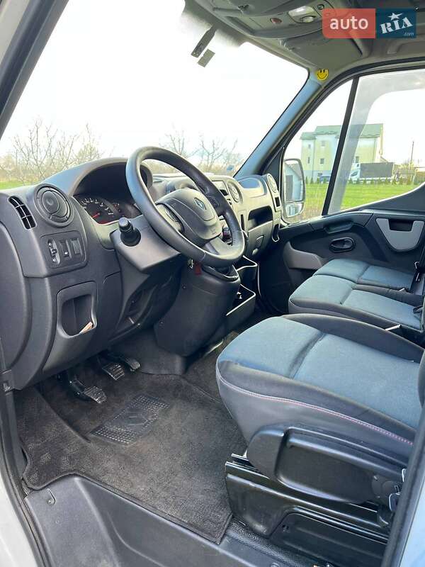 Тентований Renault Master 2015 в Ратному