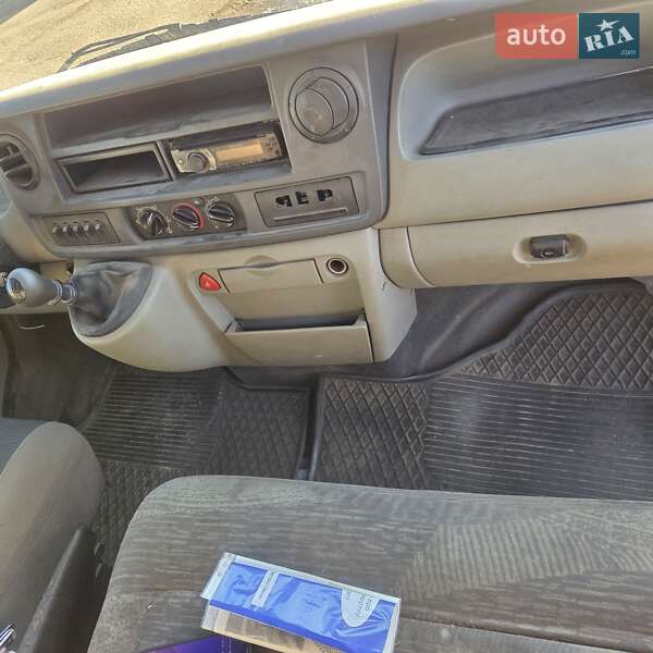 Микроавтобус Renault Master 2004 в Чернигове