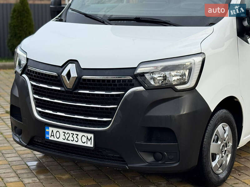 Тентованый Renault Master 2020 в Иршаве