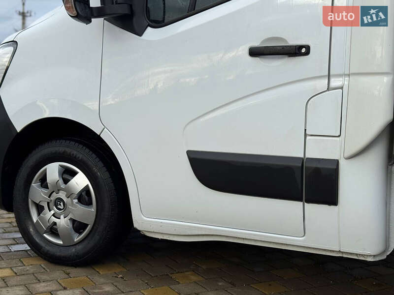 Тентованый Renault Master 2020 в Иршаве
