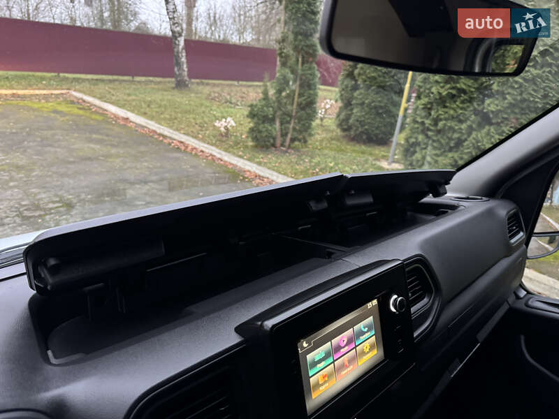 Грузовой фургон Renault Master 2021 в Корце