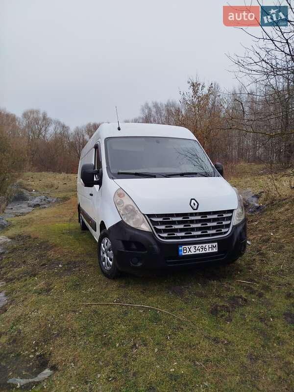 Вантажний фургон Renault Master 2010 в Полонному