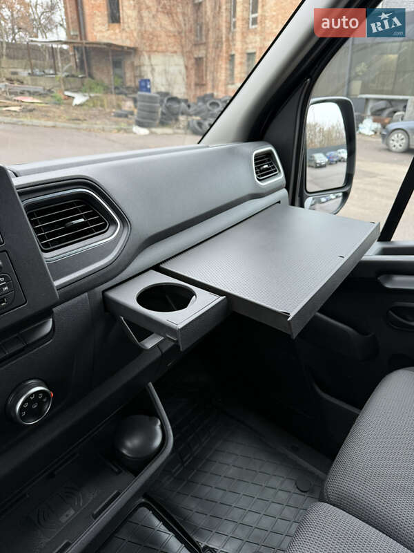 Грузовой фургон Renault Master 2020 в Луцке