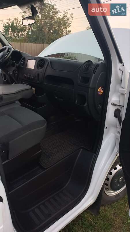 Мікроавтобус вантажний (до 3,5т) Renault Master 2018 в Бердичеві