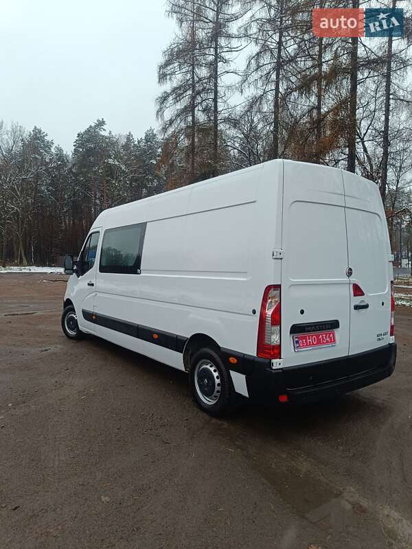 Вантажопасажирський фургон Renault Master 2018 в Дубні