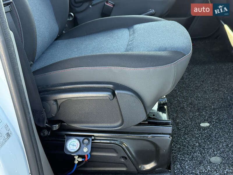 Автовоз Renault Master 2017 в Стрые фото 15 Автовоз Renault Master 2017 в Стрые