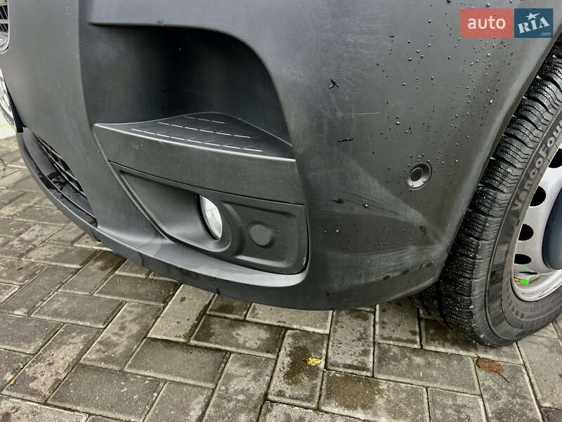 Вантажний фургон Renault Master 2023 в Дніпрі