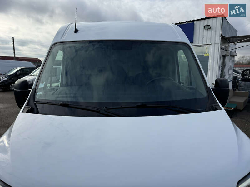 Вантажний фургон Renault Master 2020 в Києві