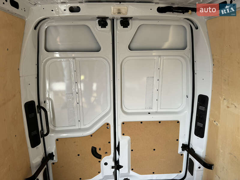 Вантажний фургон Renault Master 2020 в Києві