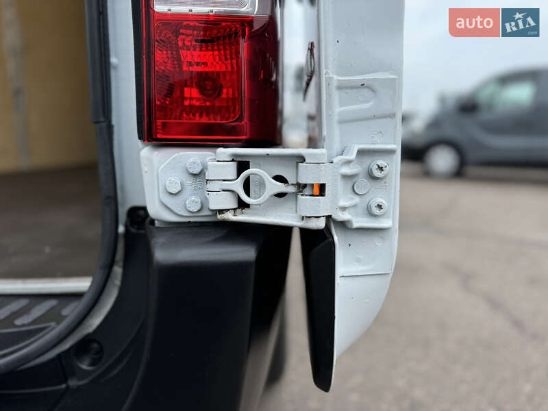 Грузовой фургон Renault Master 2020 в Киеве фото 34 Грузовой фургон Renault Master 2020 в Киеве