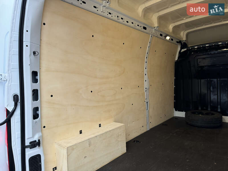 Грузовой фургон Renault Master 2020 в Киеве фото 39 Грузовой фургон Renault Master 2020 в Киеве