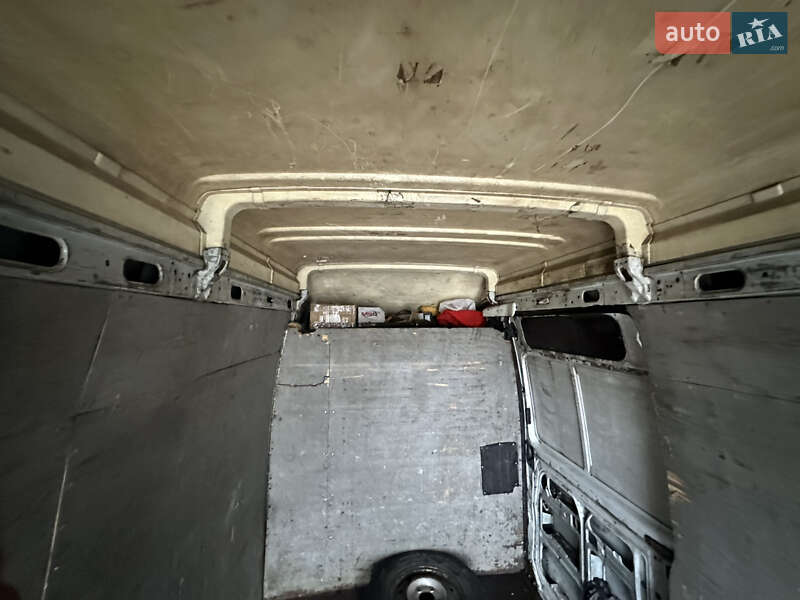 Вантажний фургон Renault Master 2006 в Києві