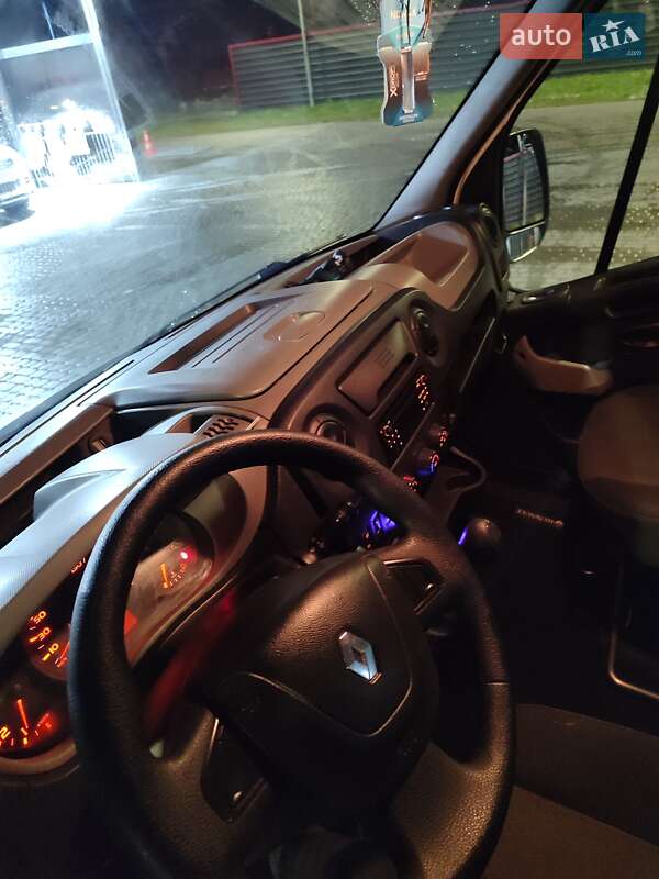 Тентованый Renault Master 2016 в Ковеле