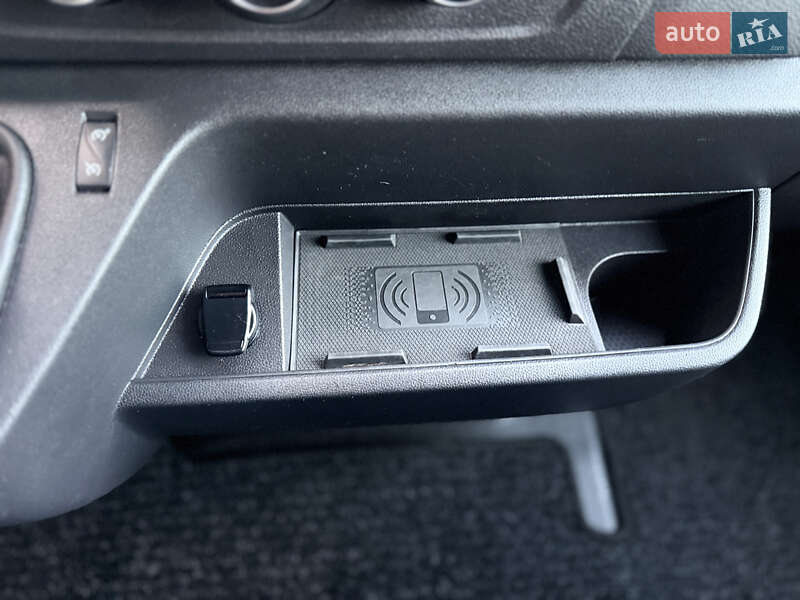 Грузовой фургон Renault Master 2021 в Ровно