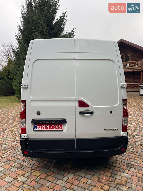 Вантажний фургон Renault Master 2020 в Дубні
