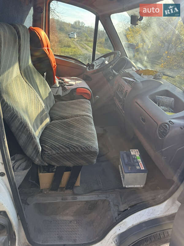 Мінівен Renault Master 2000 в Верхньодніпровську