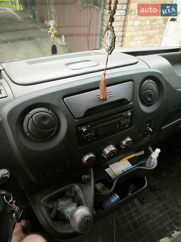 Мікроавтобус Renault Master 2016 в Гадячі