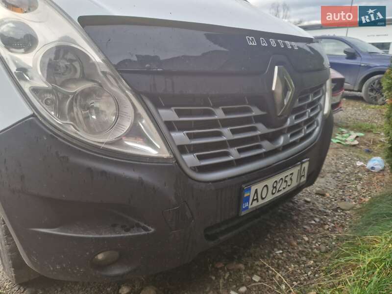 Вантажний фургон Renault Master 2019 в Ужгороді