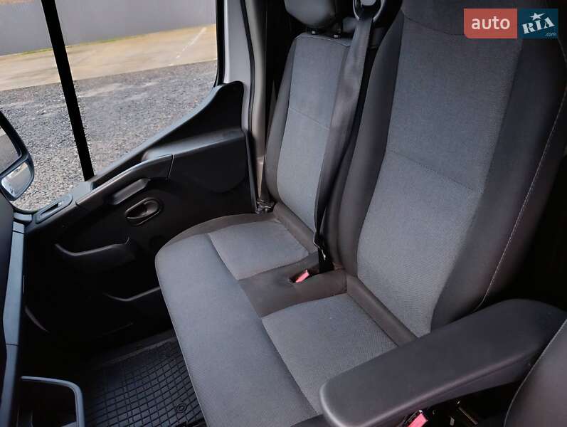 Вантажний фургон Renault Master 2022 в Києві