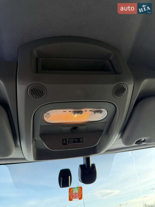 Мінівен Renault Master 2020 в Львові