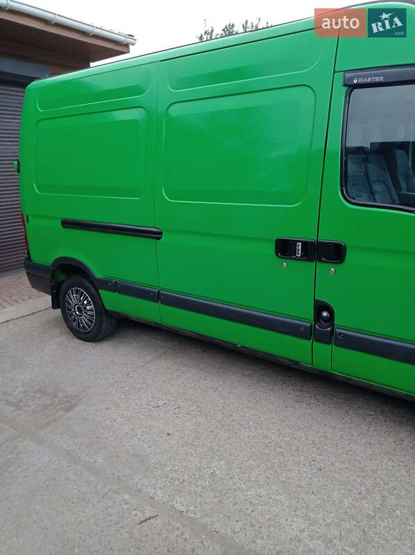 Вантажний фургон Renault Master 2006 в Долинській