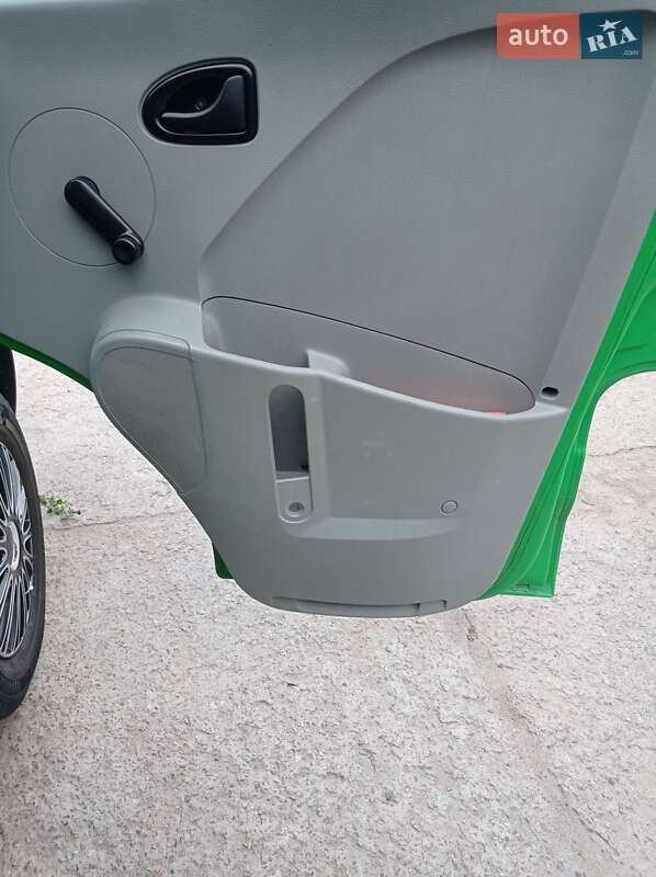 Вантажний фургон Renault Master 2006 в Долинській