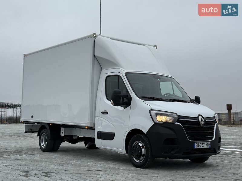 Грузовой фургон Renault Master 2022 в Дубно
