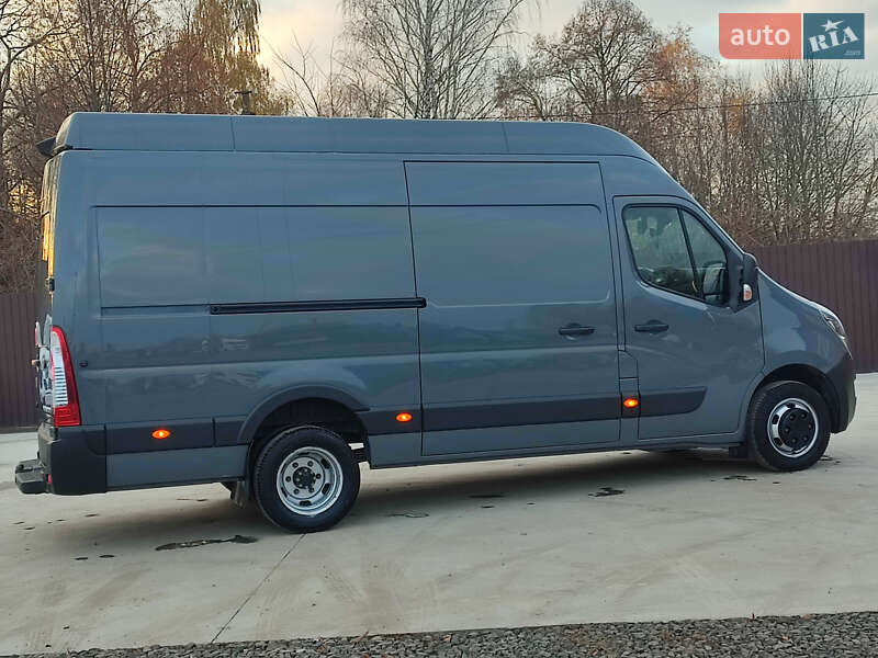 Вантажний фургон Renault Master 2021 в Луцьку
